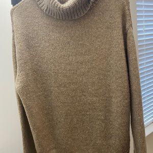 Woman’s sweater
